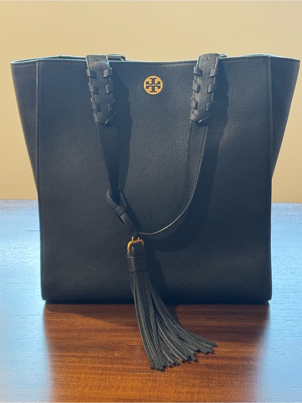 Authentic Tory Burch Taylor Pebbled Leather Tote in Black
